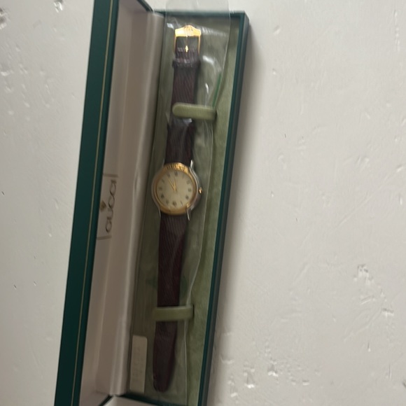 Vintage Gucci Men’s Mondale watch 8000M brand new battery 2/2024 - Picture 3 of 9